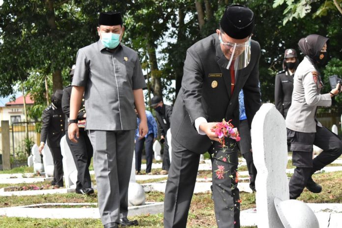 Upacara Hari Pahlawan Ke 75 Berlangsung Khidmat Di Payakumbuh