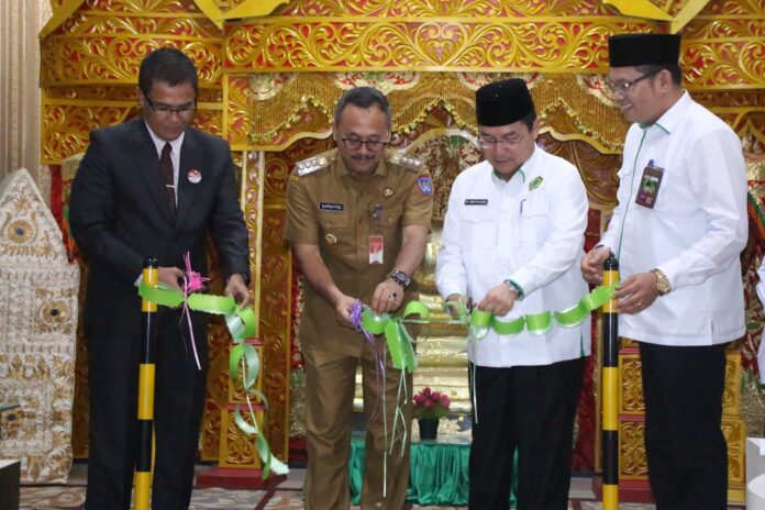 Peluncuran LAPEH PANIK di Mall Pelayanan Publik Payakumbuh oleh Wali Kota Suprayitno