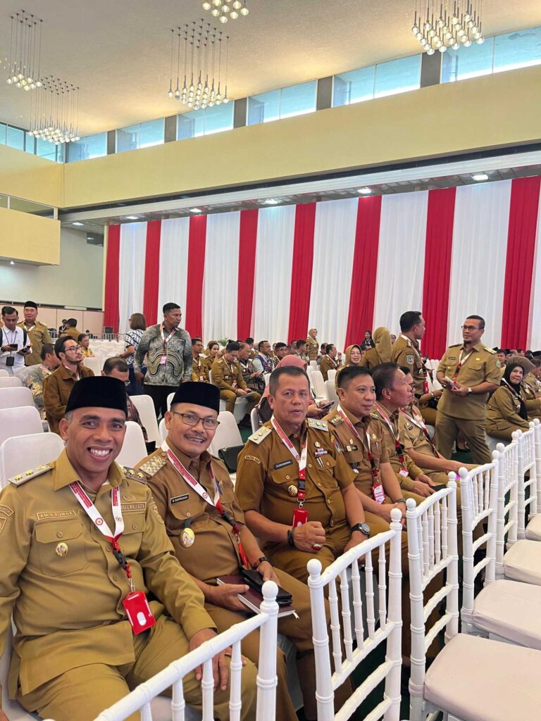 Wakil Wali Kota Payakumbuh Elzadaswarman saat menghadiri sarasehan geopolitik di Kompleks Parlemen, Jakarta.