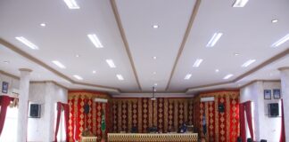 Rapat paripurna DPRD Kota Payakumbuh membahas tanggapan Wali Kota terhadap pemandangan umum fraksi-fraksi.