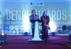 Wali Kota Zulmaeta dan Ketua TP-PKK Payakumbuh Eni Muis Zulmaeta dikukuhkan sebagai Ayah dan Bunda GenRe 2025 saat GenRe Awards di Payakumbuh