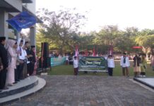 Sekda Payakumbuh Rida Ananda melepas peserta Pawai Ta’aruf Tahun Baru Islam 1447 H di Balai Kota Payakumbuh bersama pengurus LDS dan tamu undangan.