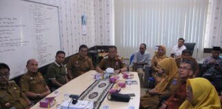 Wakil Wali Kota Payakumbuh dan jajaran ikuti Launching Koperasi Merah Putih secara daring dari kantor wali kota