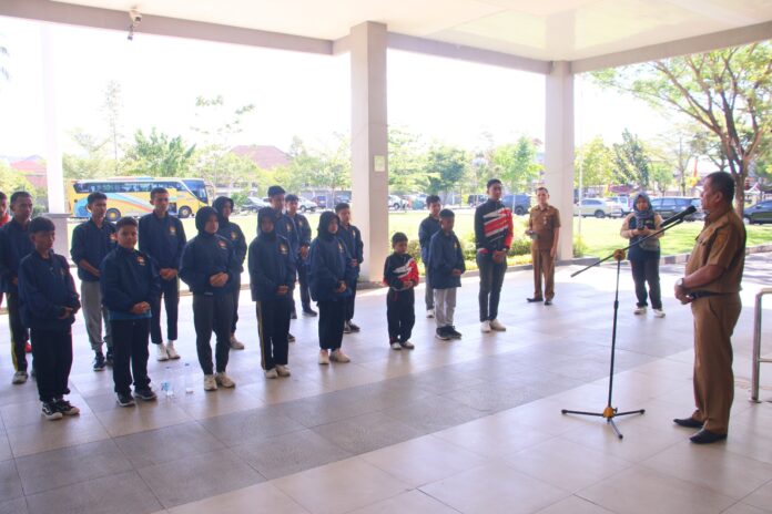 Wakil Wali Kota Payakumbuh melepas kontingen Shorinji Kempo ke Kejurda Sumbar 2025