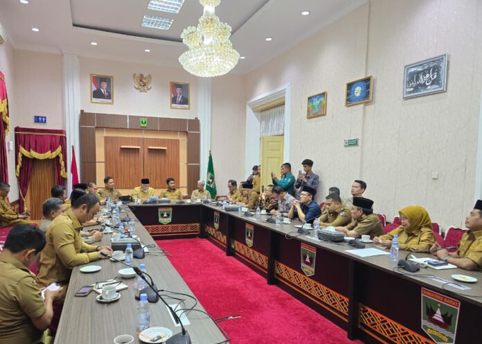 Rapat Pemerintah Kota Payakumbuh bahas pelayanan dasar bersama Gubernur Sumatera Barat