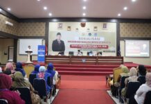 Peserta mengikuti sosialisasi Program Makan Bergizi Gratis bersama Komisi IX DPR RI di Aula Balai Kota Payakumbuh, Rabu 6 Agustus 2025.