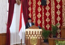 Wali Kota Payakumbuh Zulmaeta sampaikan pidato pada rapat paripurna DPRD tentang Perubahan APBD 2025