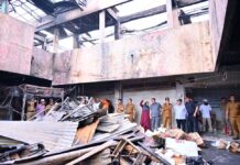 Wali Kota Minta Warga Tenang, Penyebab Kebakaran Pasar Payakumbuh Masih Diselidiki Wali Kota Payakumbuh bersama Forkopimda meninjau lokasi kebakaran Pasar Pusat Payakumbuh Blok Barat yang hangus terbakar.