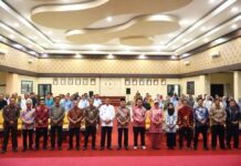 Rapat koordinasi Pemko Payakumbuh bersama KPK membahas strategi pencegahan korupsi, diikuti oleh pimpinan daerah, DPRD, dan seluruh perangkat daerah di Aula Ngalau Indah, Balai Kota Payakumbuh.