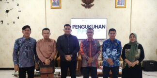 Pengukuhan Forum Ekonomi Kreatif Kota Payakumbuh (Pajacombo Lab) periode 2025-2028, dihadiri pejabat Pemkot Payakumbuh dan pengurus forum, berlangsung di Payakumbuh, Jumat (26/09/2025).