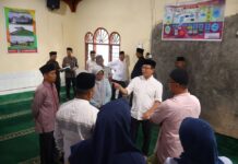 Zulmaeta: Aspirasi Masyarakat Jadi Prioritas Pembangunan Payakumbuh Wali Kota Payakumbuh Zulmaeta berdialog dengan warga di Masjid Baiturrahim Koto Panjang Payobasung.