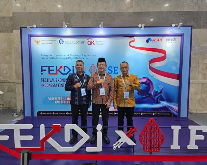 Pemko Payakumbuh Hadiri FEKDI dan IFSE 2025 di Jakarta Wali Kota Payakumbuh bersama jajaran menghadiri Festival Ekonomi Keuangan Digital Indonesia (FEKDI) dan Indonesia Fintech Summit & Expo (IFSE) 2025 di Jakarta Convention Center.