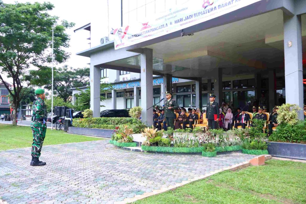 Upacara Hari Kesaktian Pancasila dan HUT Sumatera Barat ke-80 di Balai Kota Payakumbuh tahun 2025.