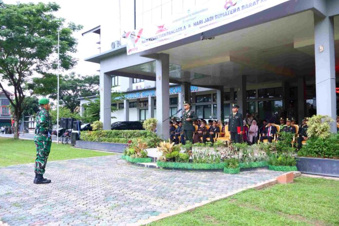 Upacara Hari Kesaktian Pancasila dan HUT Sumatera Barat ke-80 di Balai Kota Payakumbuh tahun 2025.