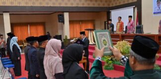 Wali Kota Payakumbuh melantik sembilan pejabat tinggi pratama di Aula Ngalau Indah Balai Kota Payakumbuh.