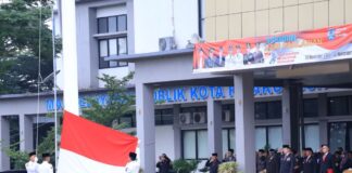 Upacara peringatan Hari Pahlawan 2025 di halaman Balai Kota Payakumbuh