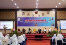 Sekretaris Daerah Kota Payakumbuh membuka Seminar Akbar HIMPAUDI 2025 tentang pengaruh gadget terhadap perkembangan anak usia dini di Aula Ngalau Indah Balai Kota Payakumbuh.