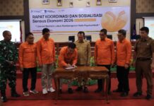Penandatanganan dukungan pelaksanaan Sensus Ekonomi 2026 pada Rakor dan Sosialisasi SE2026 di Payakumbuh.