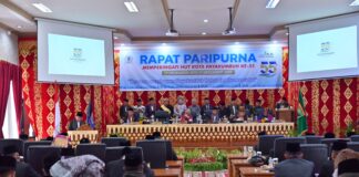 Rapat Paripurna Istimewa DPRD Kota Payakumbuh dalam rangka peringatan HUT ke-55 Kota Payakumbuh di ruang sidang DPRD.